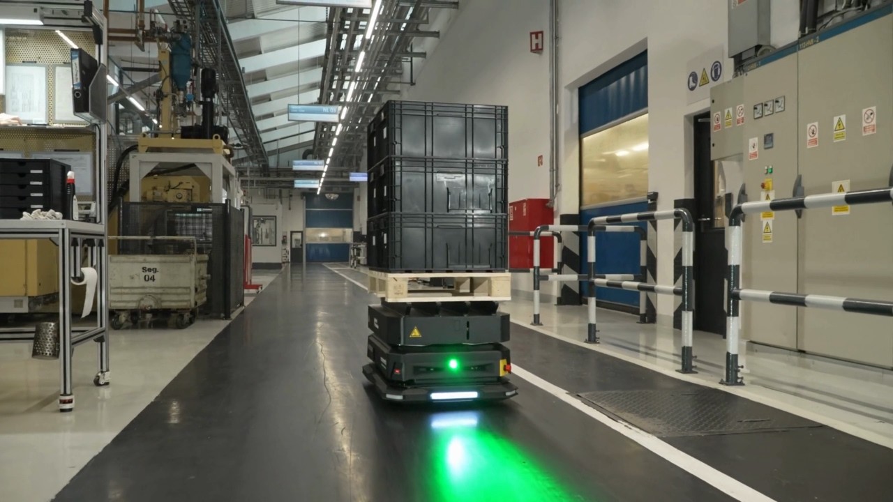 GoPal P35 AMR with Nord Modules Quick Mover 260
