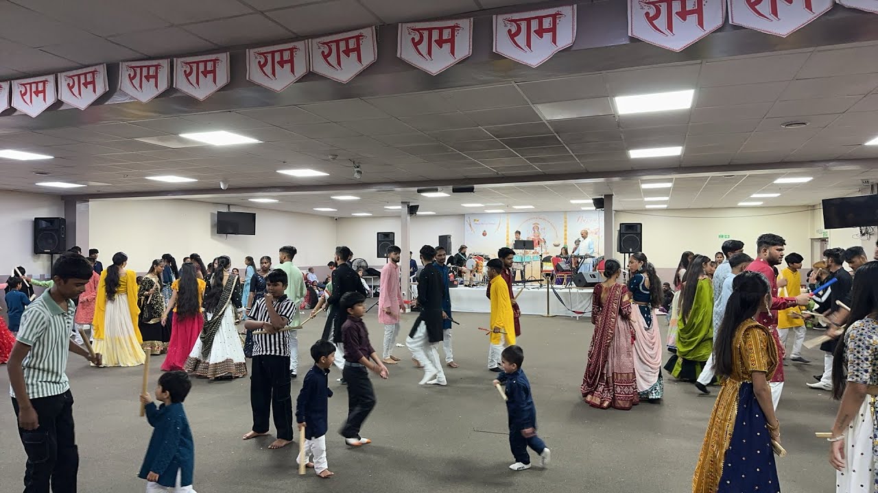 Navaratri - Shree Hindu Mandir Leicester- Dandiya - Live (Day 10)