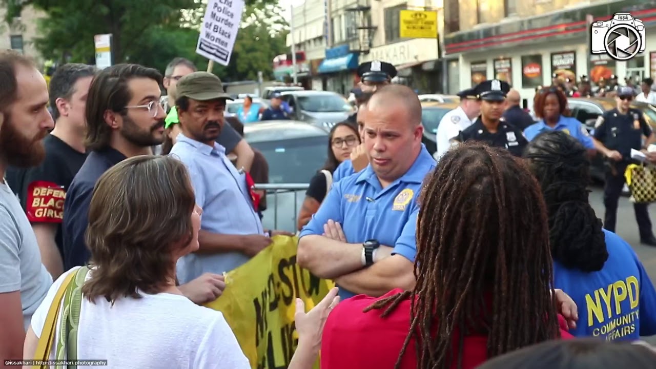 NYPD have a Standoff with BLM protestors during Sandra Bland demo!