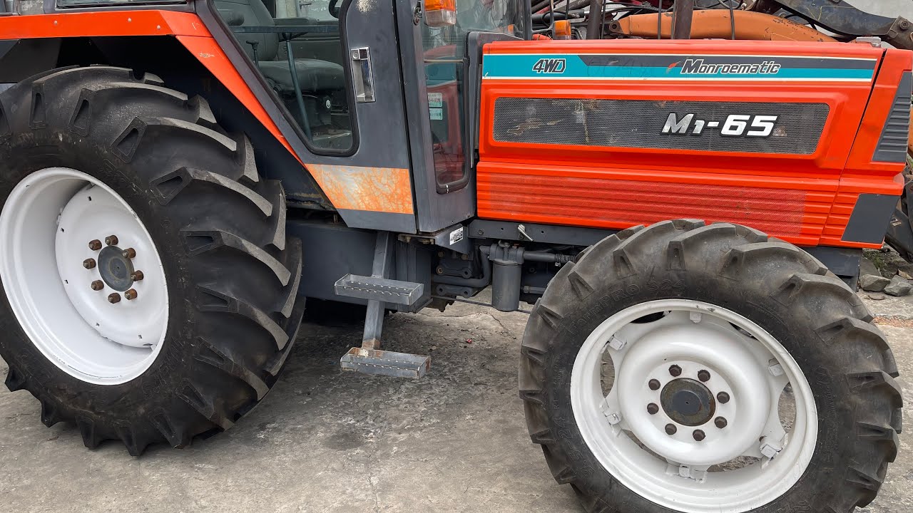 Máy cày Kubota m1/65 cabin mới về . Lh 0867458433