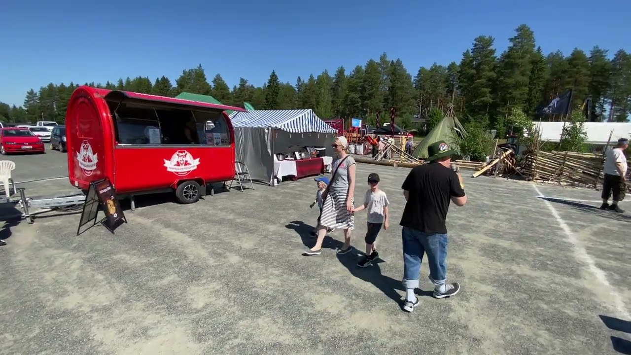 2022/07/01-06: Sonkajärvi, Eukonkanto/Wife-carrying World Championships: 13:40...13:59 interviews
