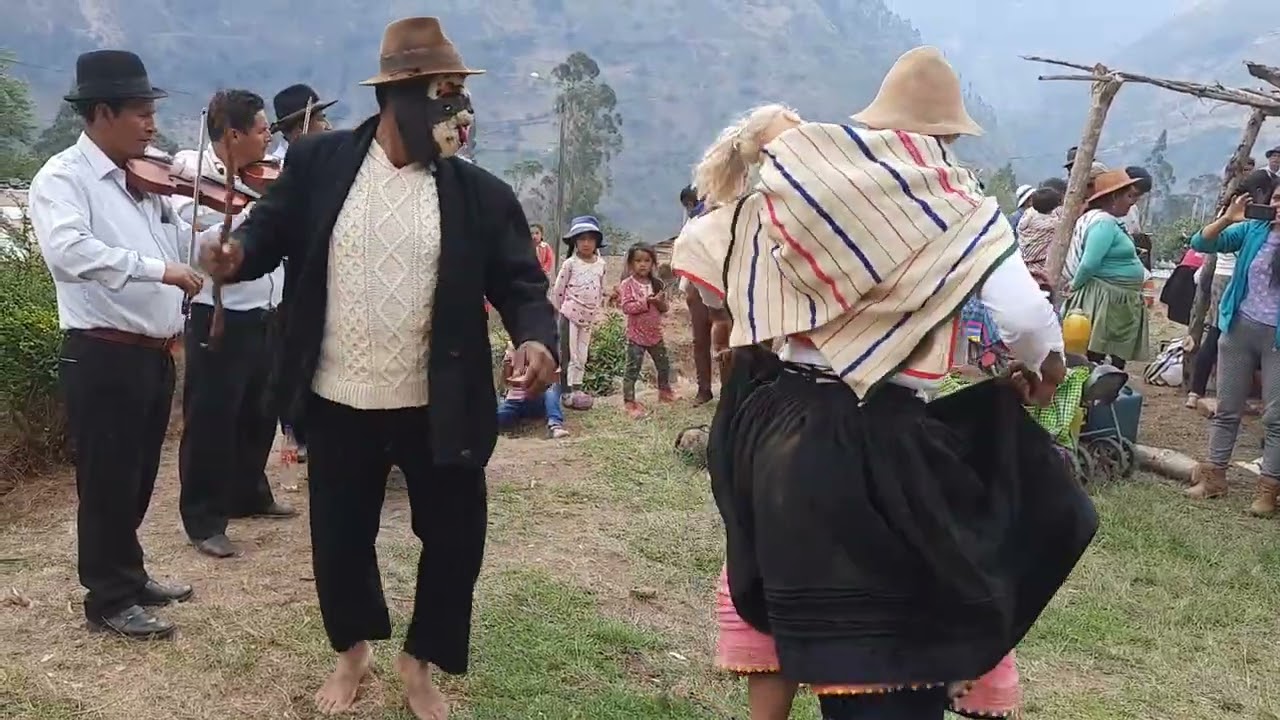 El sonido del Arpa y Violín que alegra a Andamarca (Concepción, Junín)