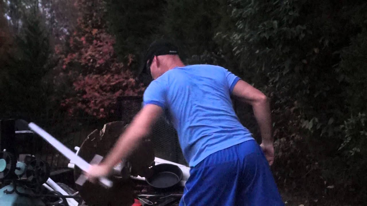 Ronin Katana`s new Euro one handed sword cutting test on a viking style sheild
