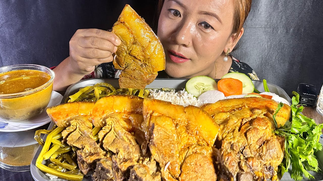 BIG PIECE OF PORK MEAT AND FAT BELLY , PORK GRAVY || Pork Eating Video || Rubi Rai Mukbang