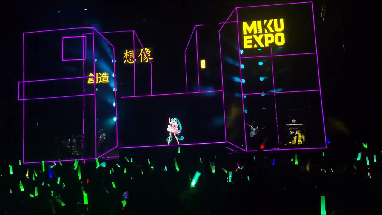 「Intergalactic Bound & ENCORE: Imaginary Love Story」ー Hatsune Miku 『México 2024』