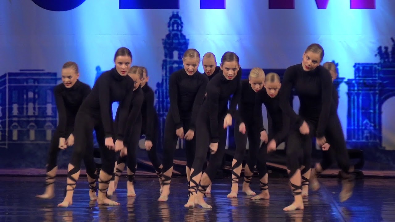 Dance Studio Janien St. Petersburg Rusland. A t/m 13 ZILVER