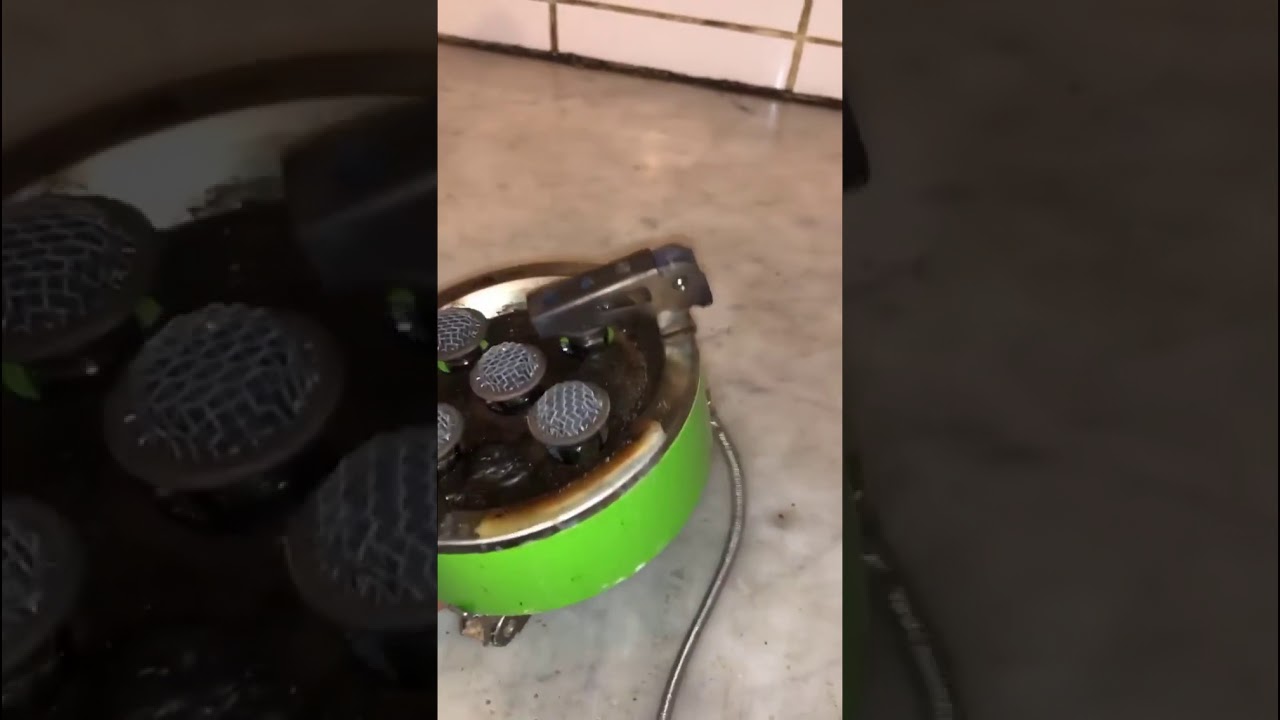 طريقة تنظيف الجوله (الموقد) عن طريق منظف لوجيك     Instagram: TOYOTA_LC200