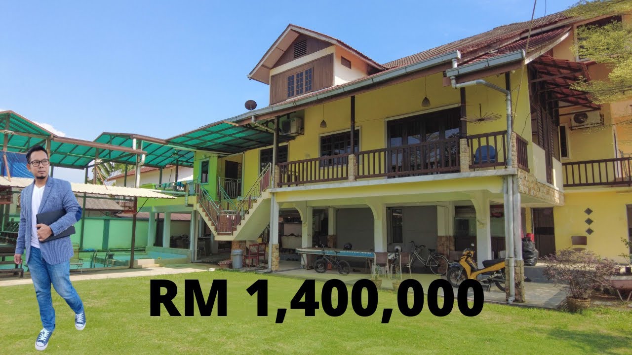 #bungalow #tradisional #rawang Triple Storey Bungalow Kampung Kenanga Rawang