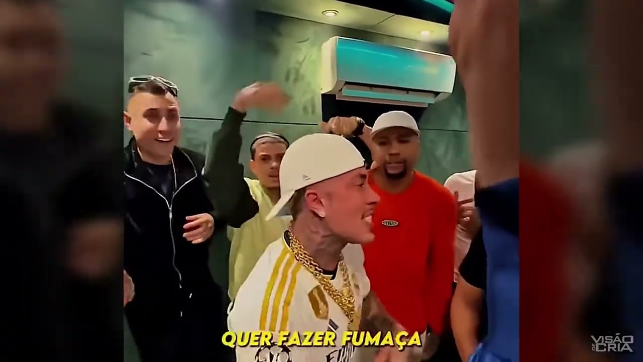 MC Vinny - Ferrari Roma .