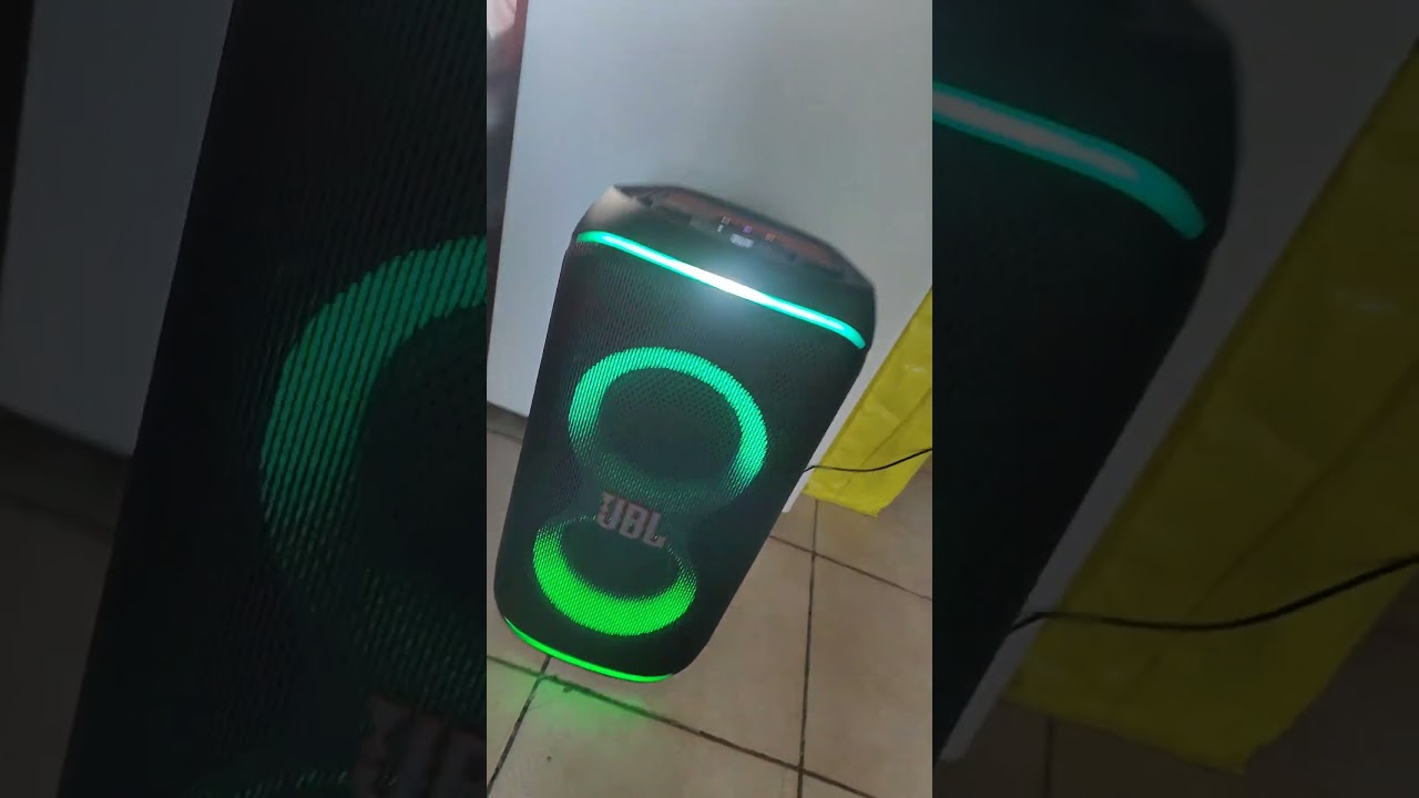 JBL partybox club 120 40% volume top quality sound and bass boost very loud