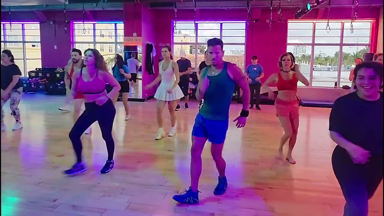Teke Teke Grupo Bip & Lesee - zumba 2 marzo 26