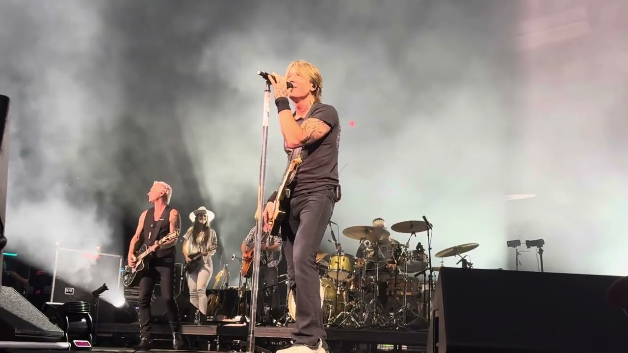 Keith Urban - Straight Line