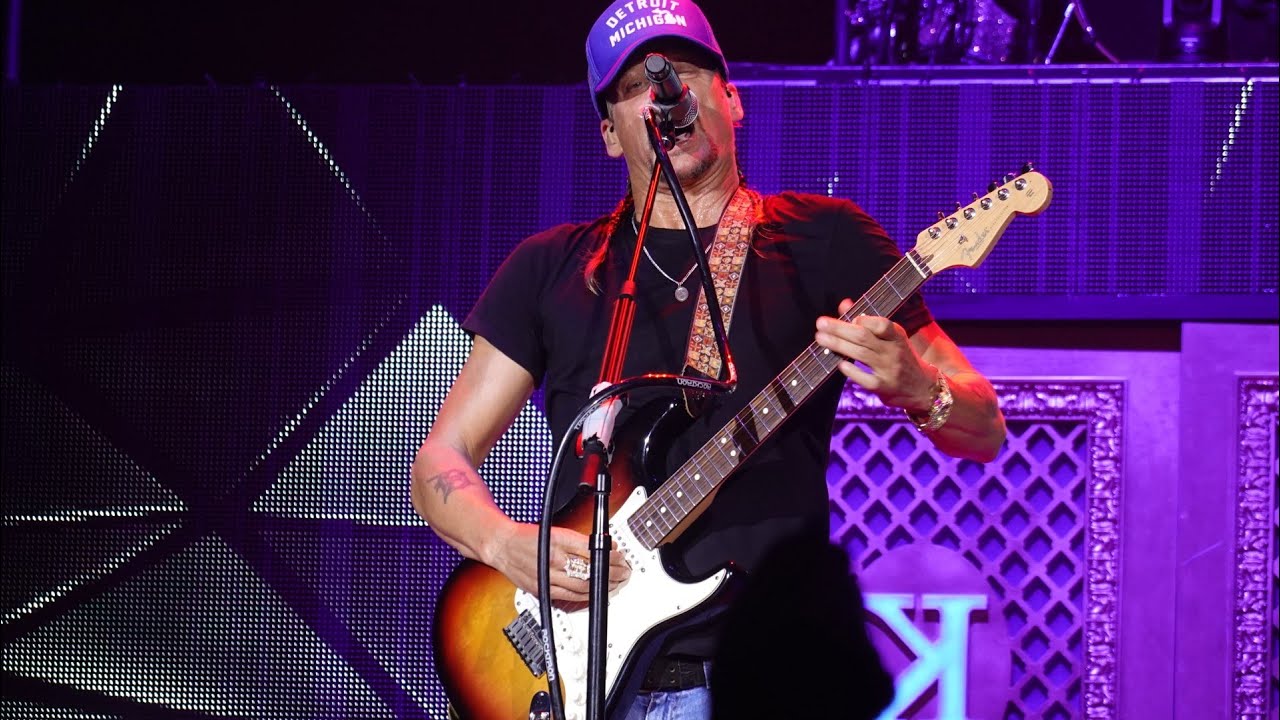 Kid Rock Live 2022 🡆 DJ Kid Rock ⬘ La Grange ⬘ Cat Scratch Fever ⬘ Superstition 🡄 June 24
