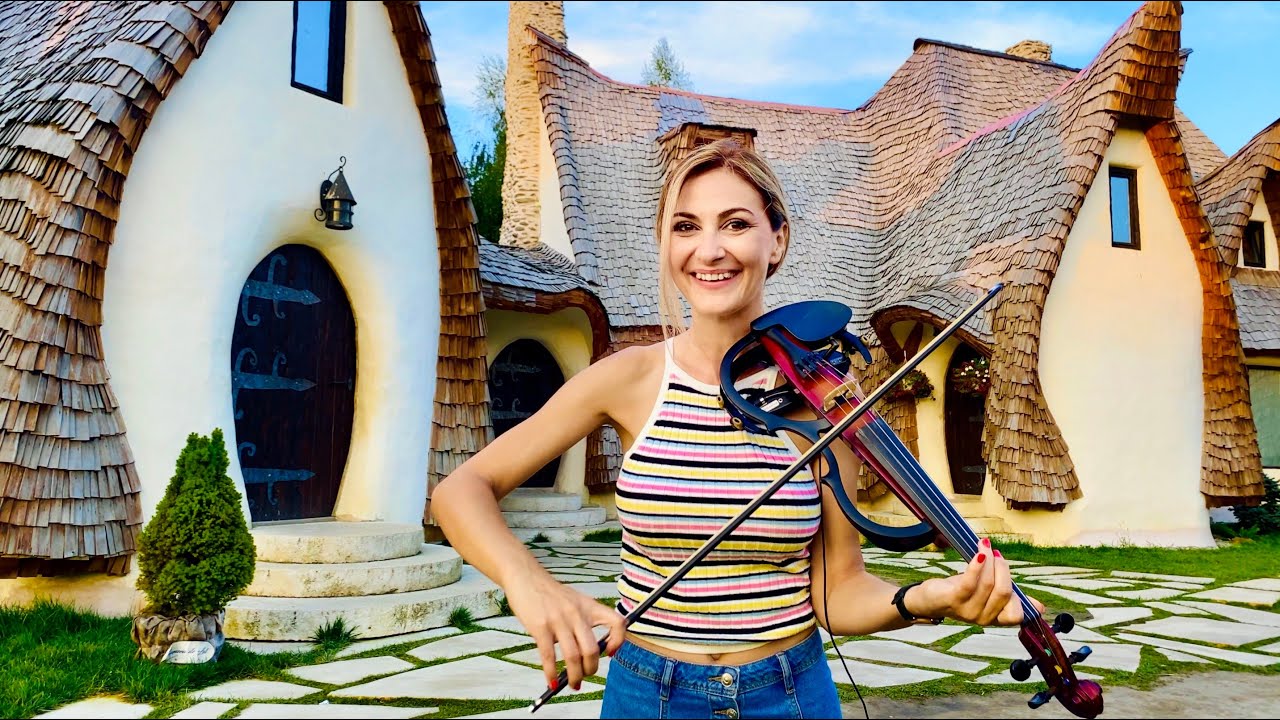 Andreea Runceanu (Amadeus) - Don't Worry Be Happy  (violin cover)
