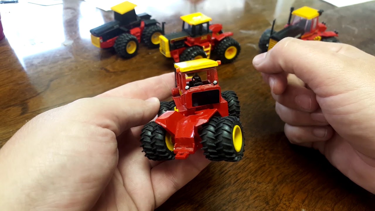 1/64 Versatile tractors history