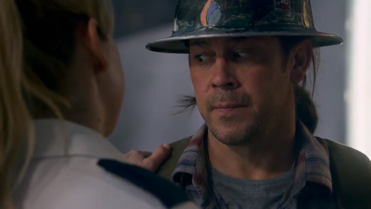 Leverage: Redemption. Eliot & Co. And The Oil Rig