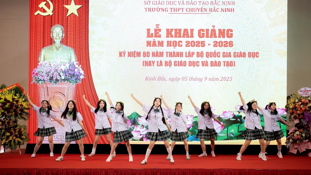 [KHAI GIẢNG 2025-2026] CODE - Ếch ngoài đáy giếng • Chuyên Bắc Ninh 
