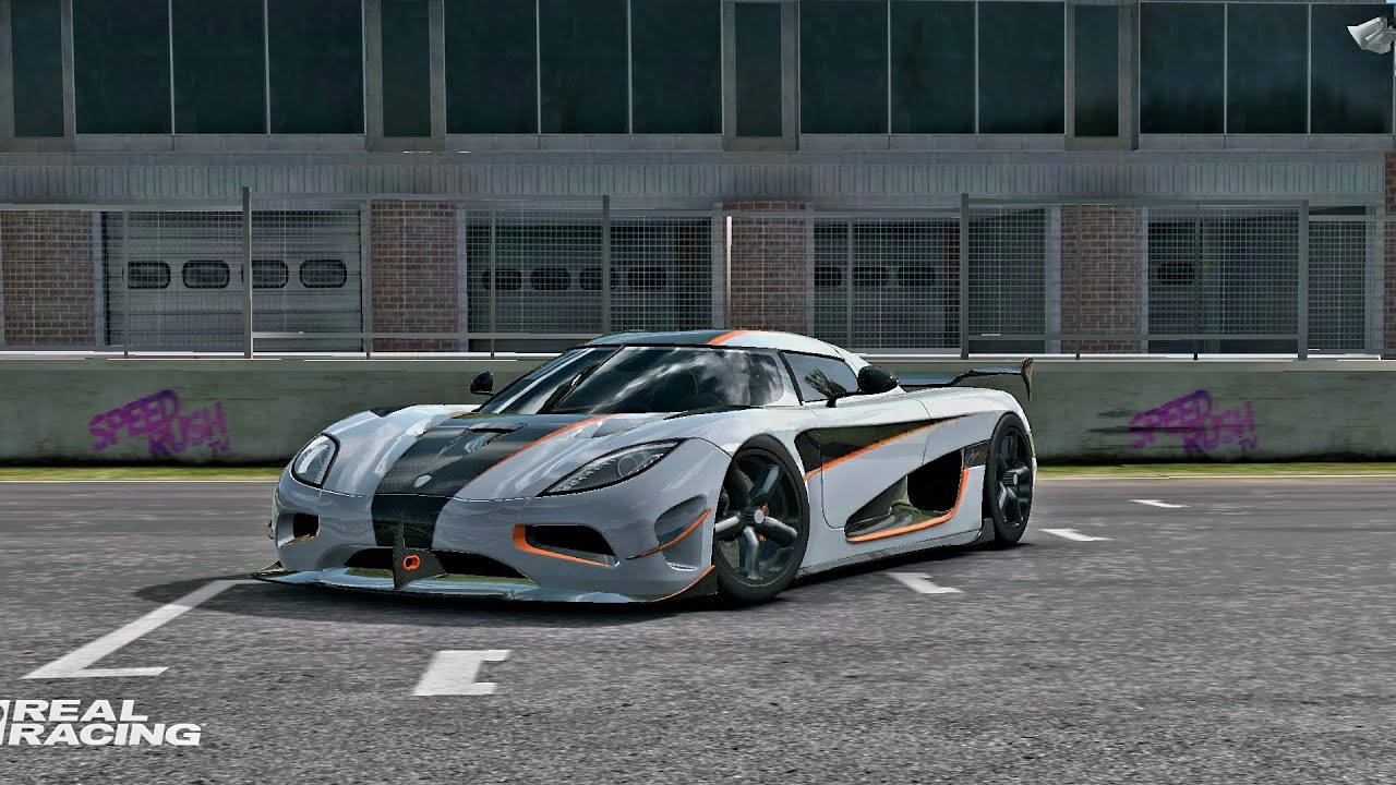 Real racing gameplay