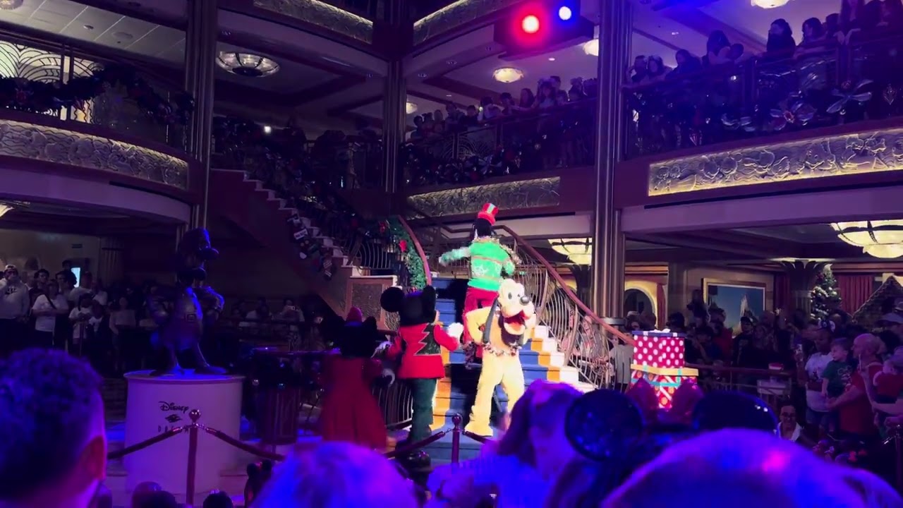 Disney Dream Cruise Merrytime Cruise Christmas Tree Lighting