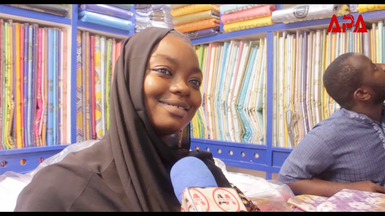 A Bamako, le gala traditionnel résiste face à la concurrence des bazins industriels