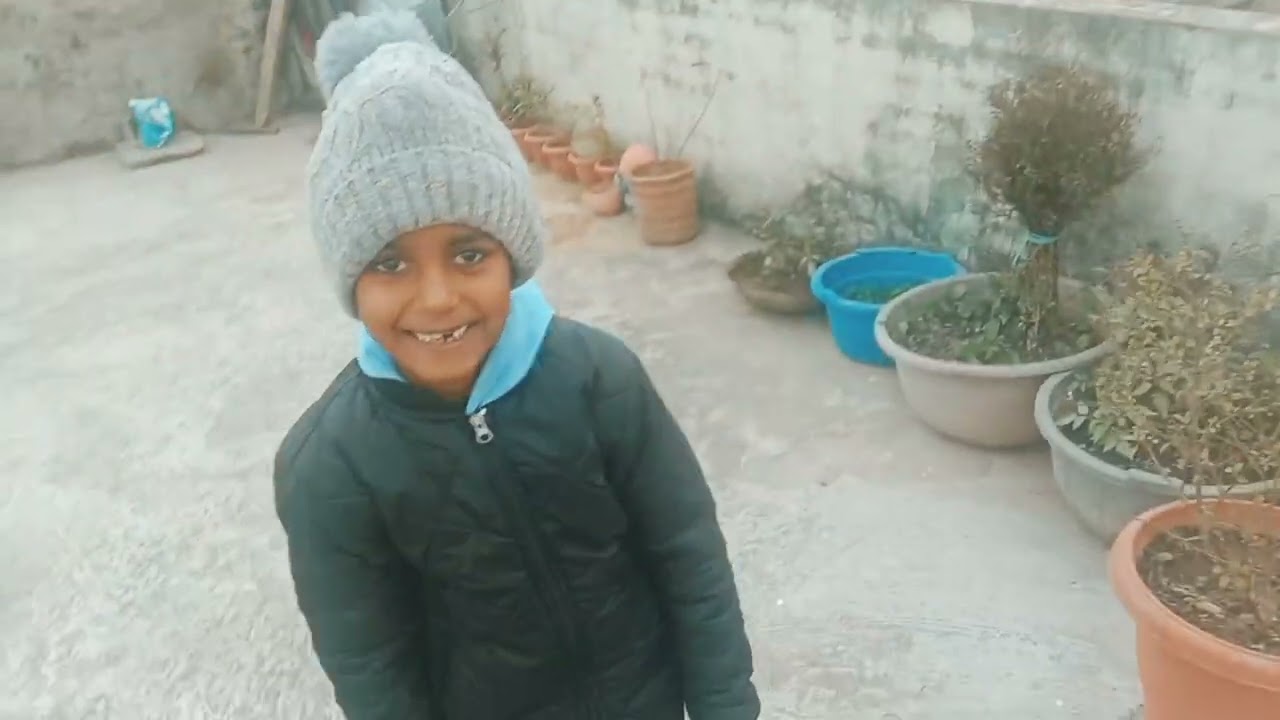 Bacho ke sath enjoy chhat per #cutebaby #sandeepsinghdaulkay #lifeisbutadream 