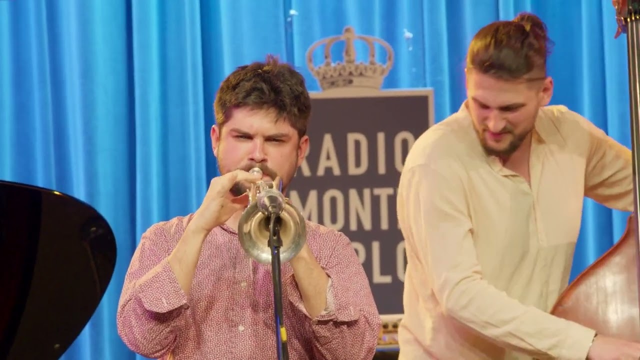 Five Angry Men - Dronegroove (Live@BlueNote Milan)
