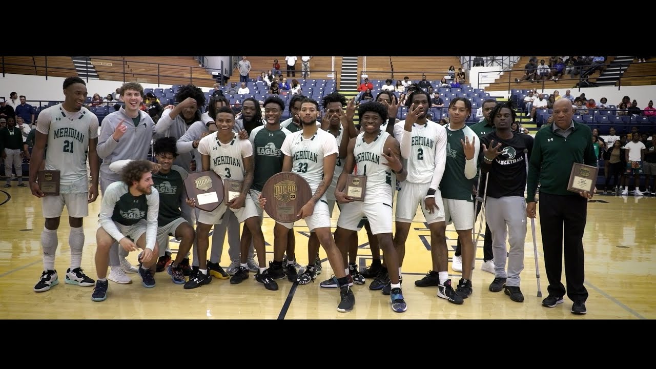 MCC: 2022-23 Men's Basketball - Gold Blooded