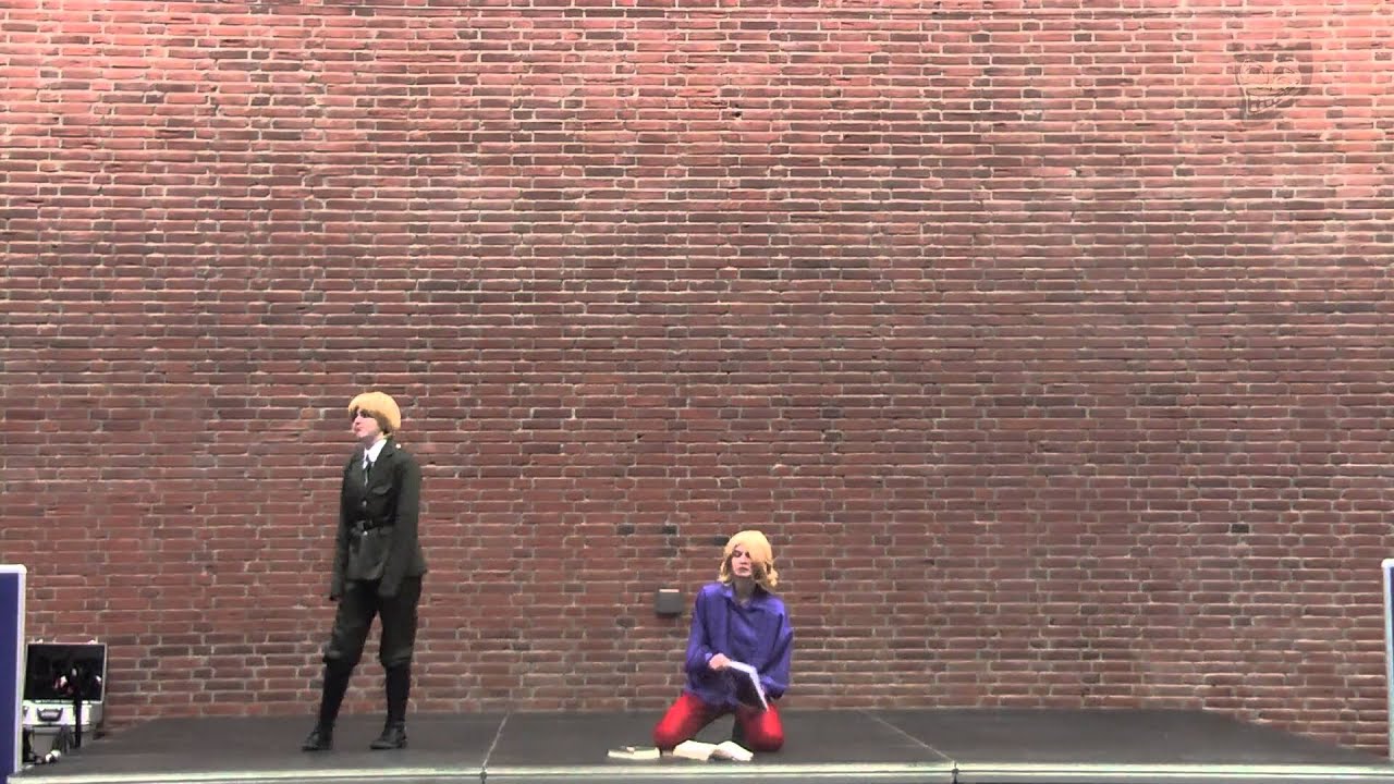 ♦ KōyōCon 2014 Cosplayshow nr. 2 - fRuk Off
