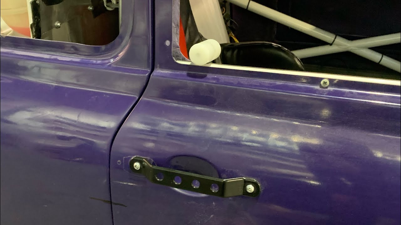 carbon race car door open system