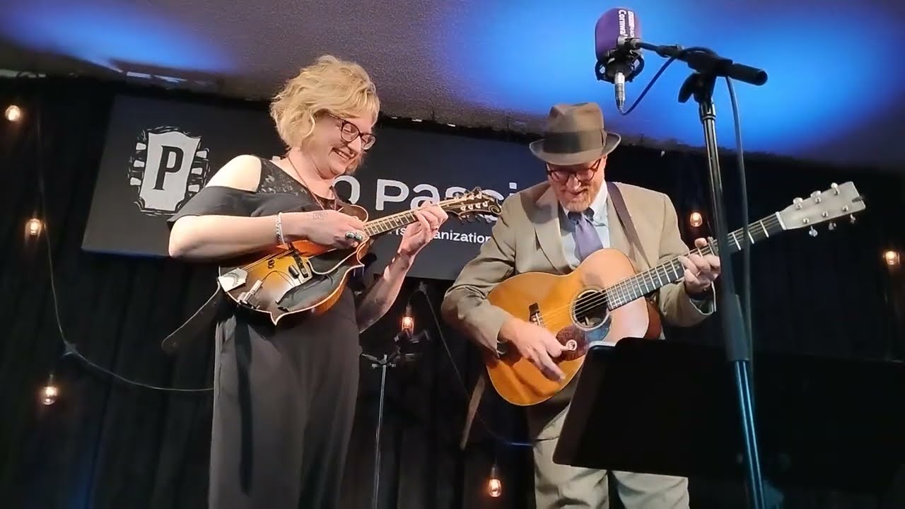 Flynn Cohen and Laura Orshaw - Hangman  (at Club Passim)