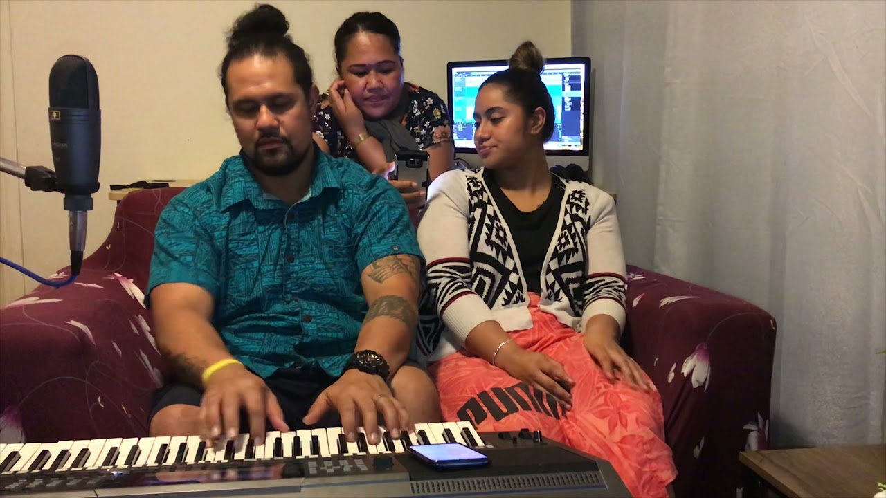 Le Satauro Matuia/TusiPese Aso Fitu ole Toe Afio Mai/Setu Family