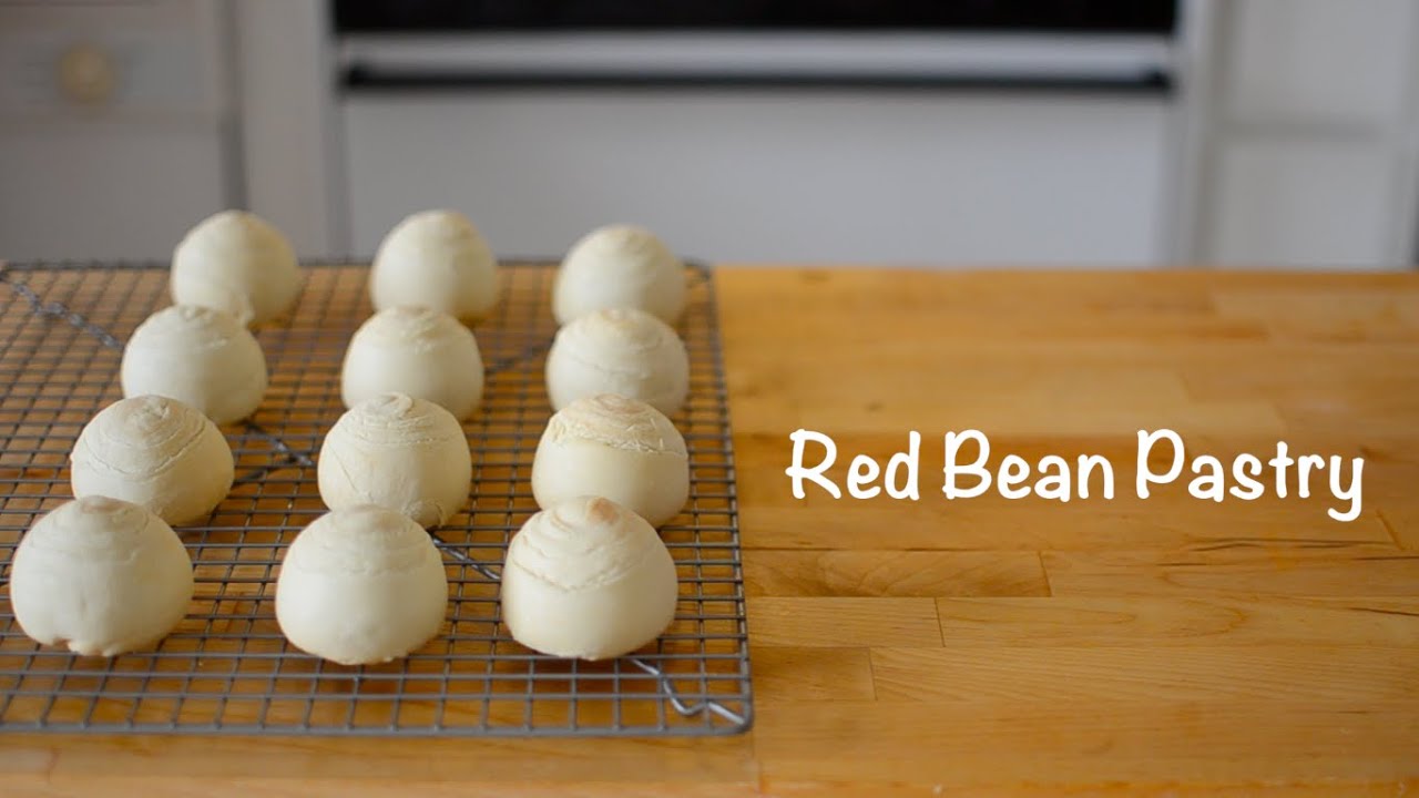 Taiwanese Red Bean Pastry - A Popular Taiwanese Dessert