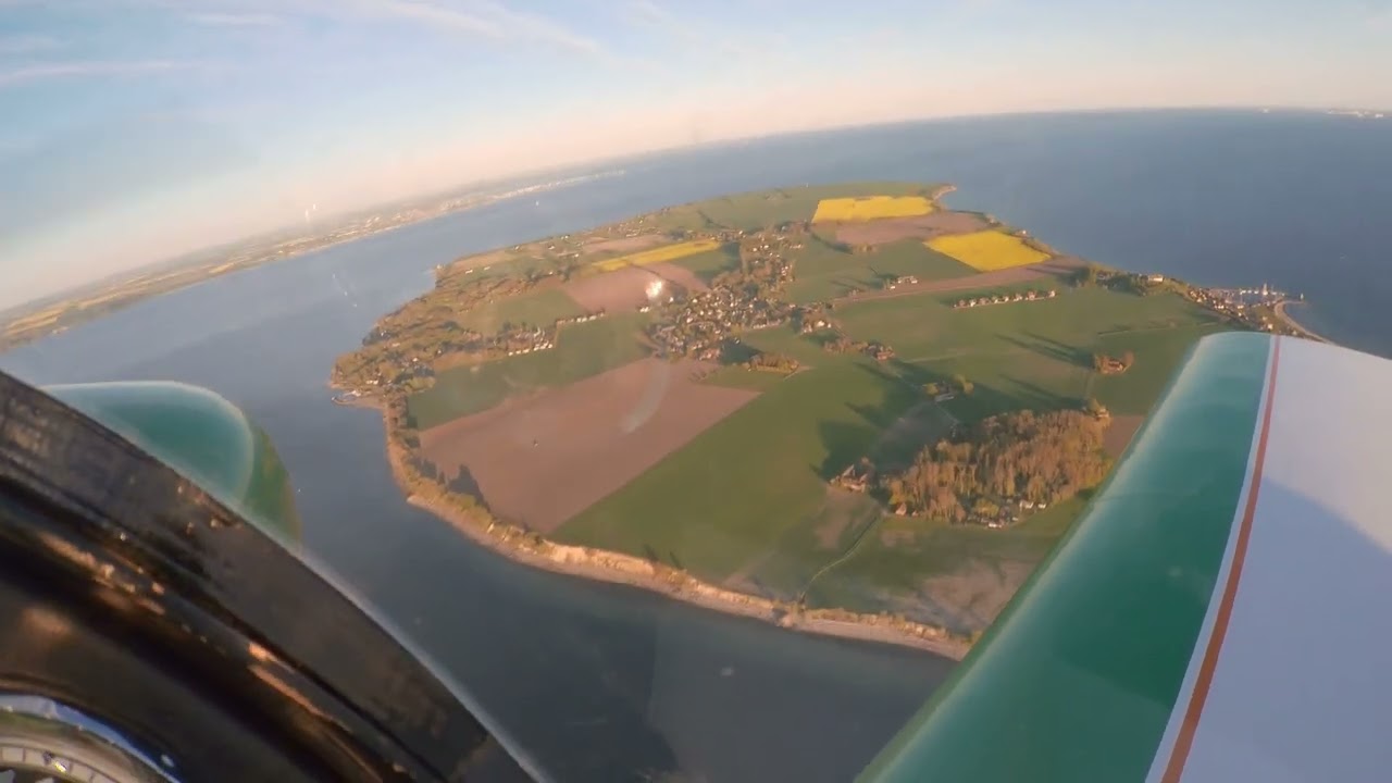 Escaping from boredom over Ven, Brugger Colibri MB2