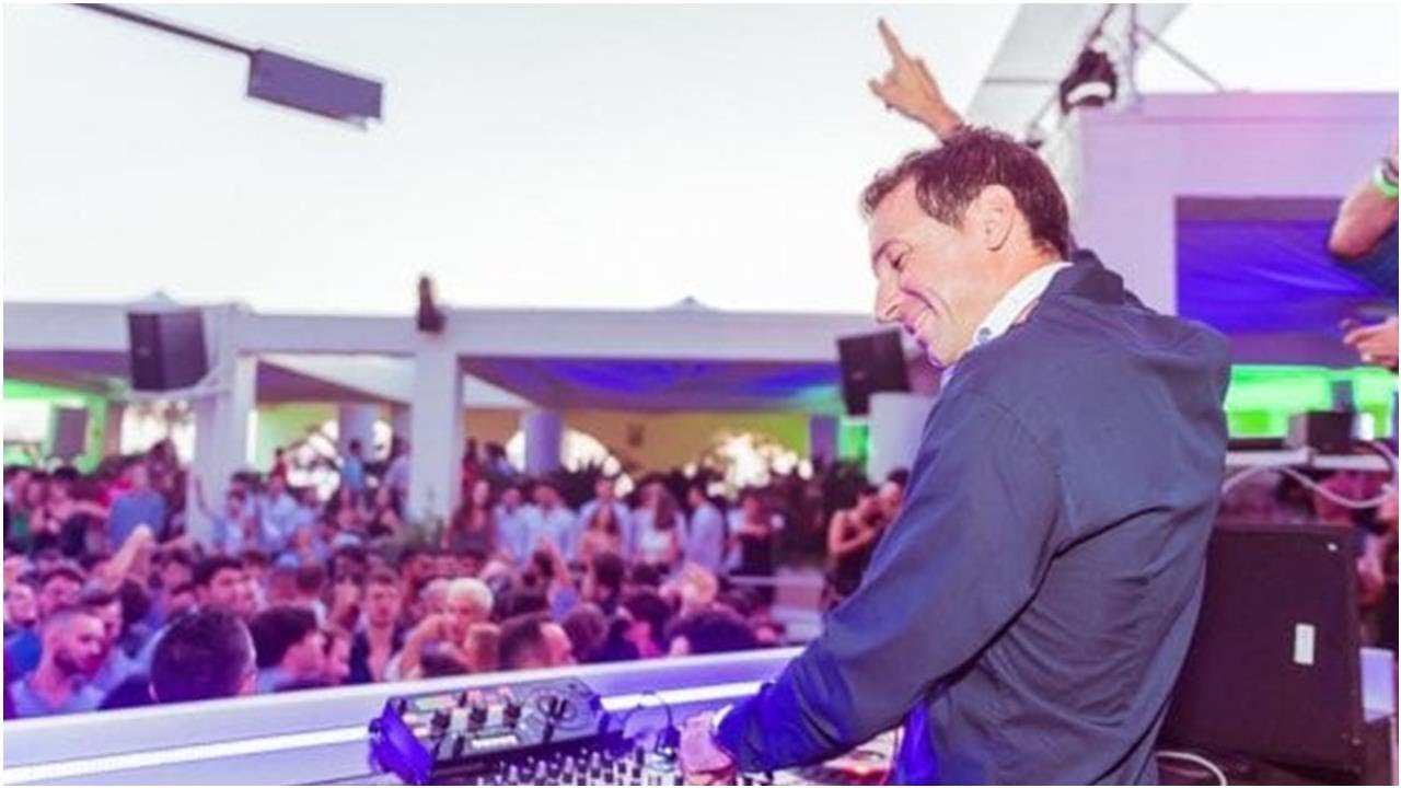 È morto a 39 anni il dj Osvaldo Dell'Anna: star di discoteche e lidi del Salento. 