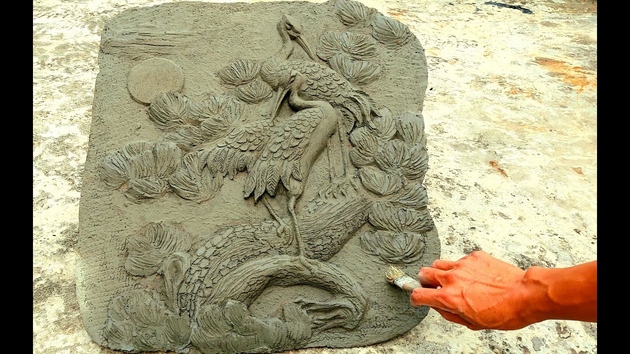 He made bas-reliefs of pine trees and cranes / Cement / amazing