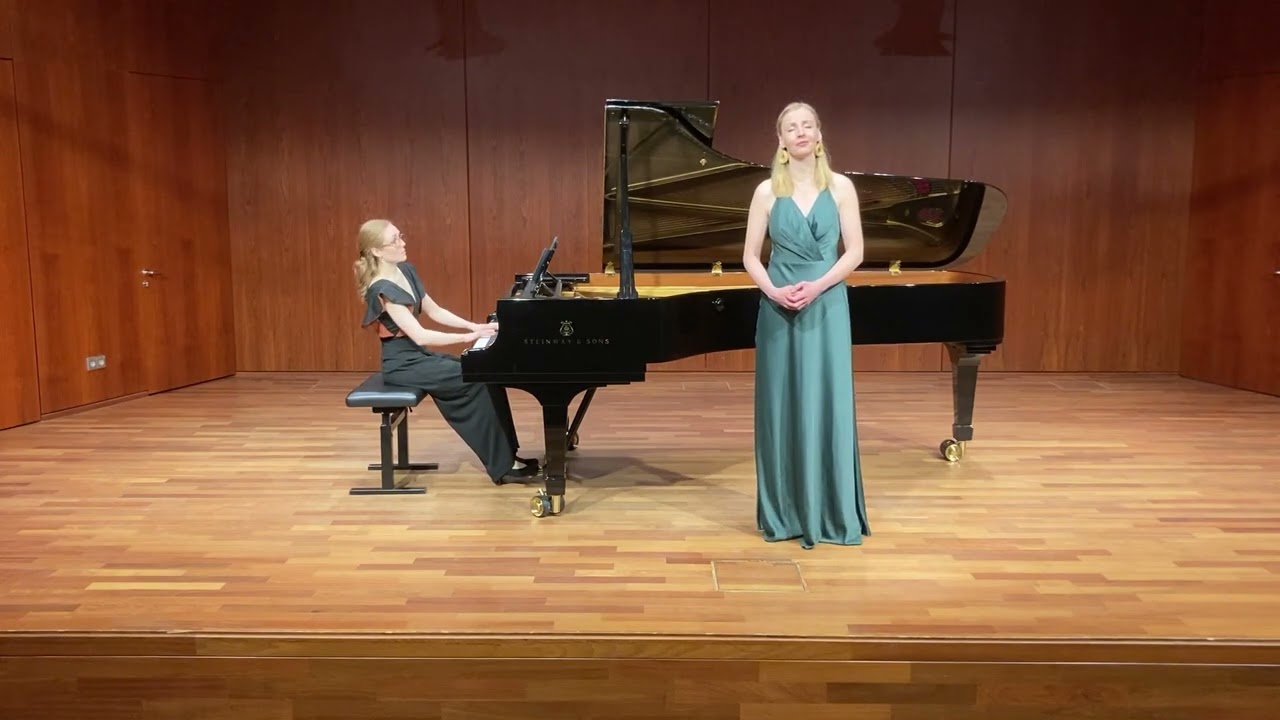 Franziska Bobe (Sopran) und Julia Anna Koch (Klavier) -  Berjoskele, Viktor Ullmann (Op.53 Nr 1)