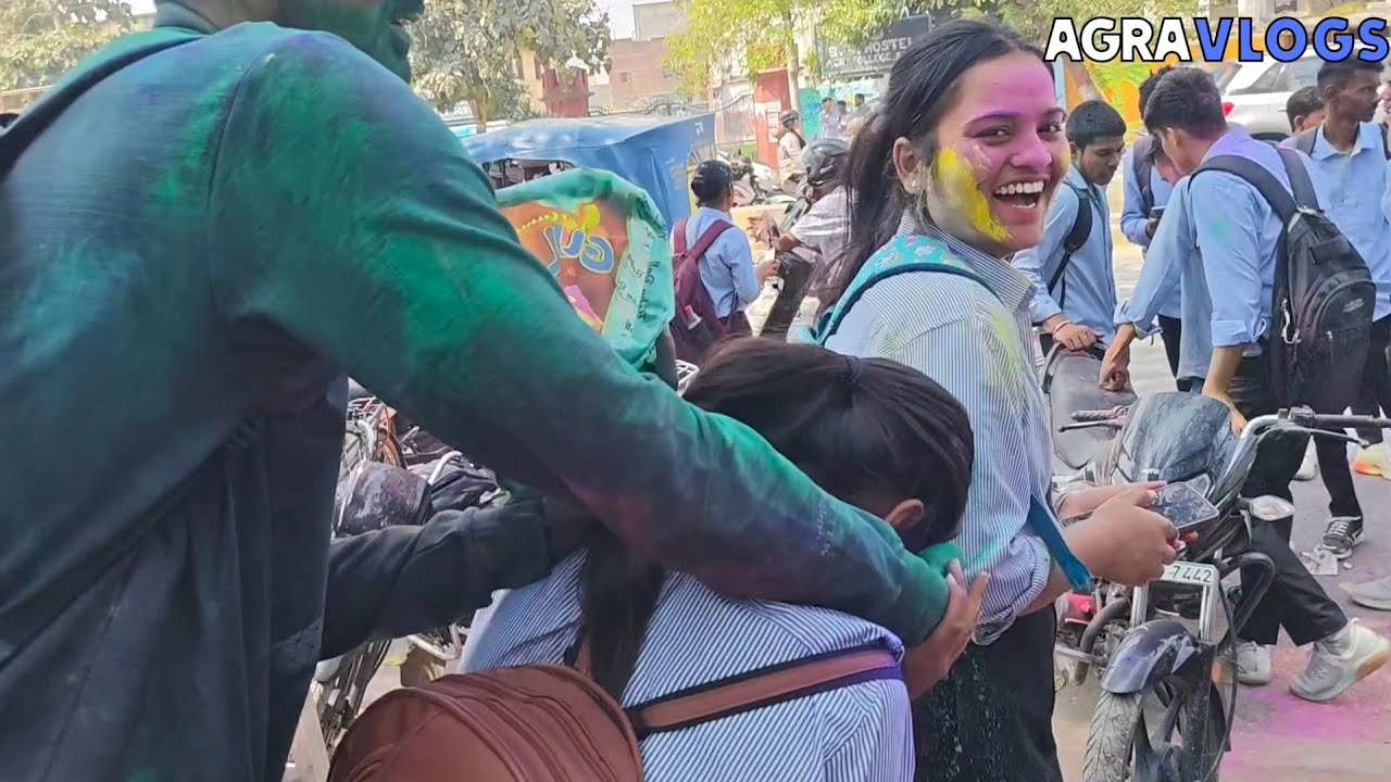❤️Agra College Holi 2025 | 🥰 Doston Ke Sath Holi Ka Dhamaka🔥 | Holi Vlogs 2025 | 😂 Full Masti 🥳