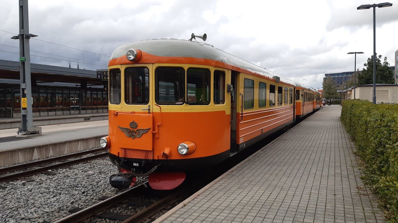 Resa med Yp rälsbuss från Uppsala östra till Marielund och tillbaka med dieseltåg (Lennakatten)
