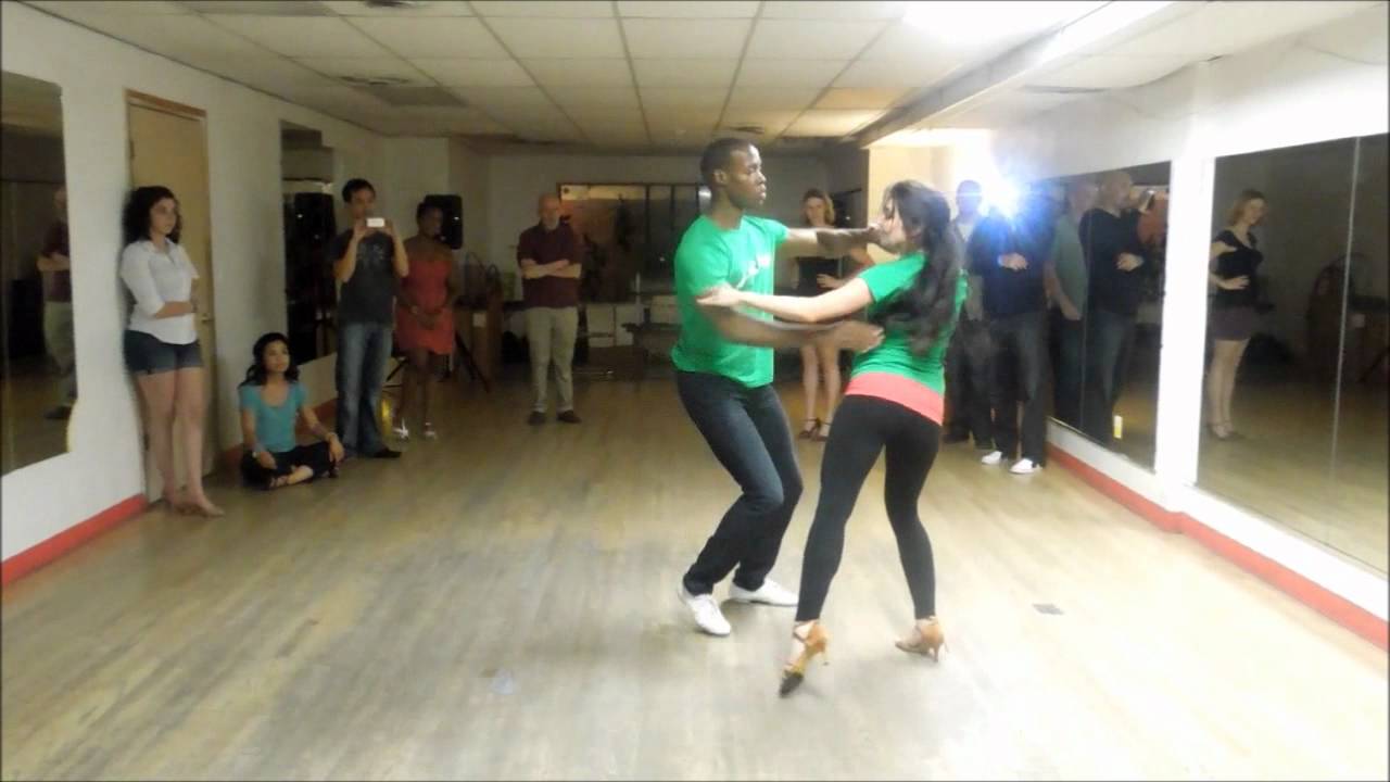 Marc Brewer & Sarah Zuccaro Zouk Demo & FreeStyle at Mr. Mambo's