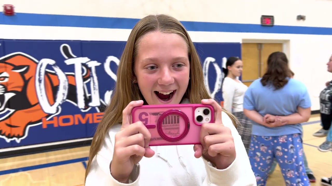 Otis-Bison K-12 Mannequin Challenge 2025