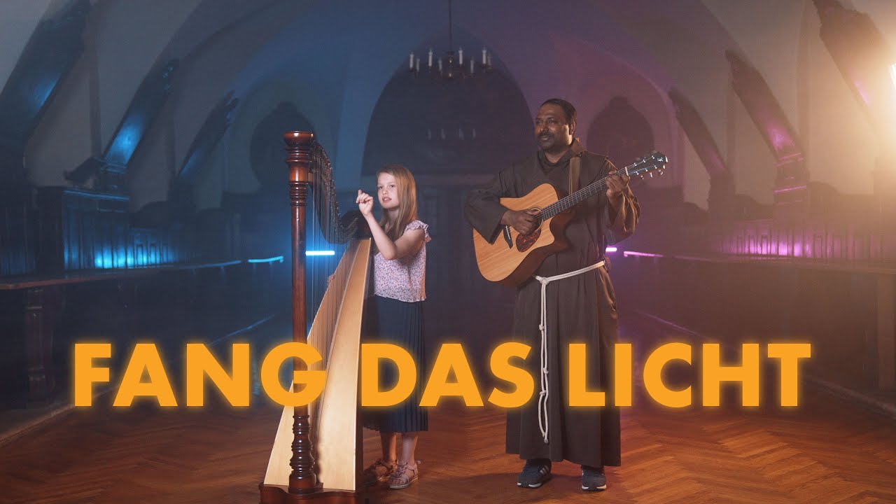 Fang das Licht&nbsp;cover&nbsp;| Karel Gott & Darinka | Carolina und Pater Sandesh Manuel