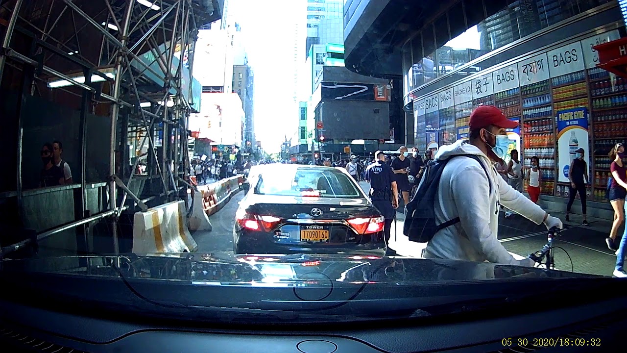 Driving Though Times Square 5/30/2020