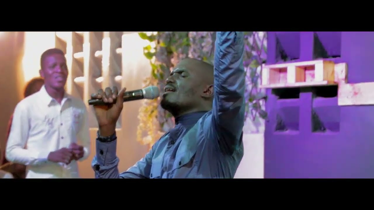 Les cieux proclament/Rev. Jody Mbala/Cover