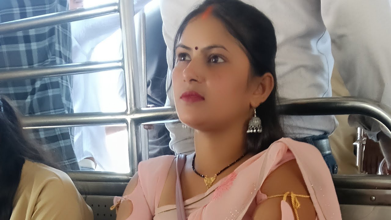 shakuntala  singer is live!