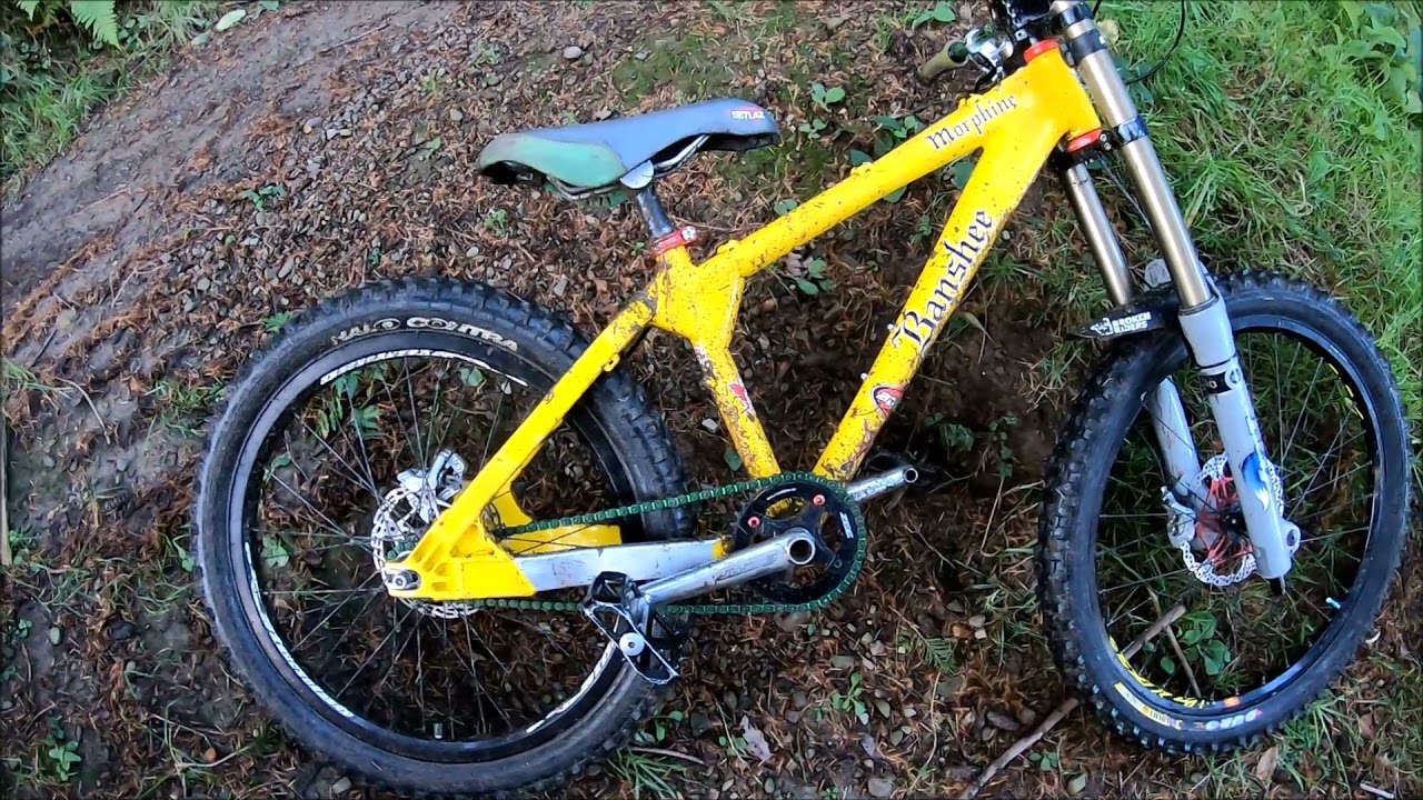 HARDTAIL DOWNHILL IN THE WET - FIRST RIDE ON BANSHEE MORPHINE!