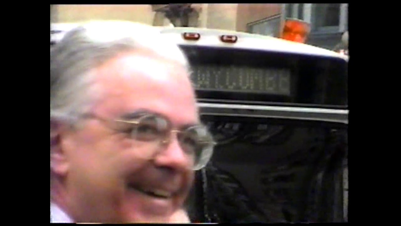 SEPTA Flashback: Downtown In 2000 (cameo by God)
