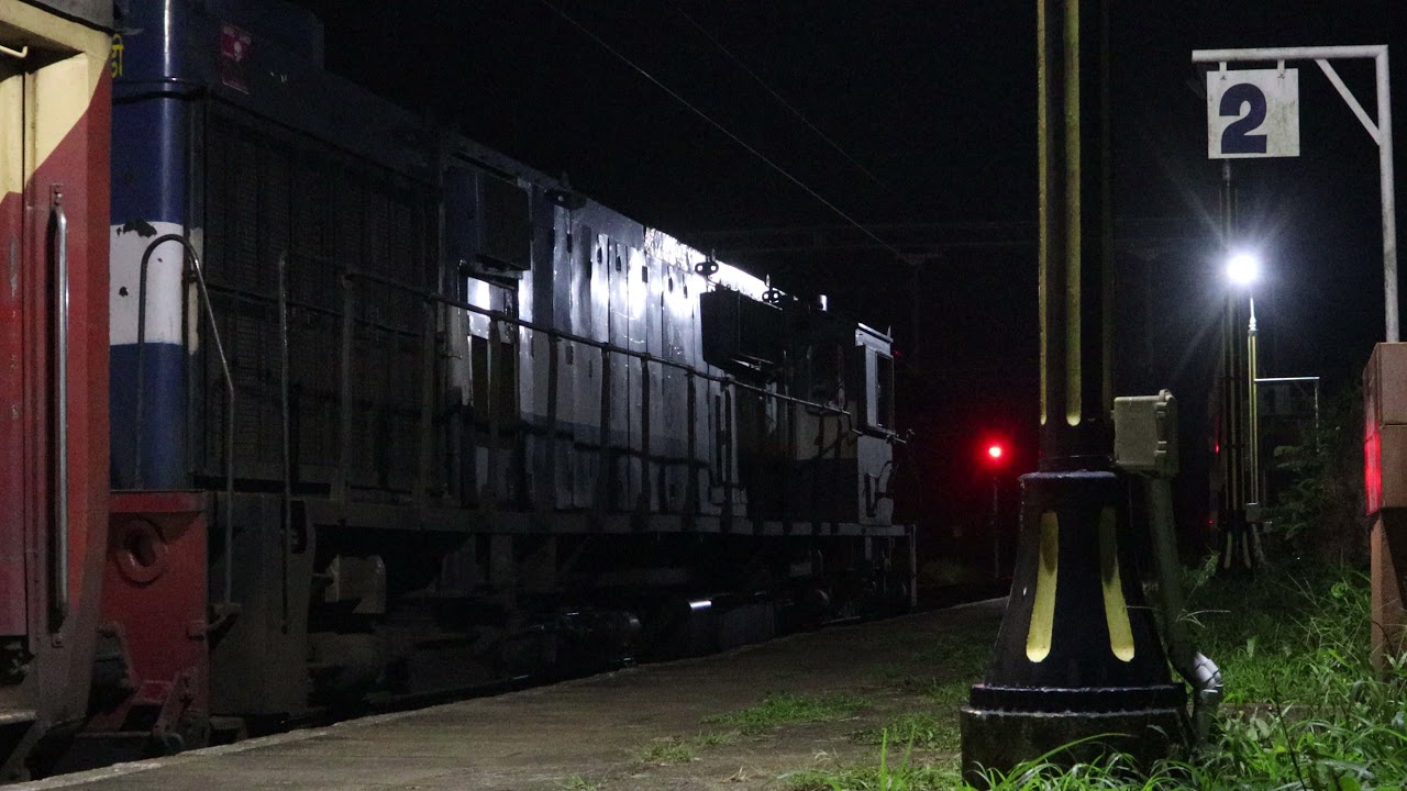 Engine Sounds Of An ALCO WDM3D Diesel Locomotive At Idle! 5-minute Clip