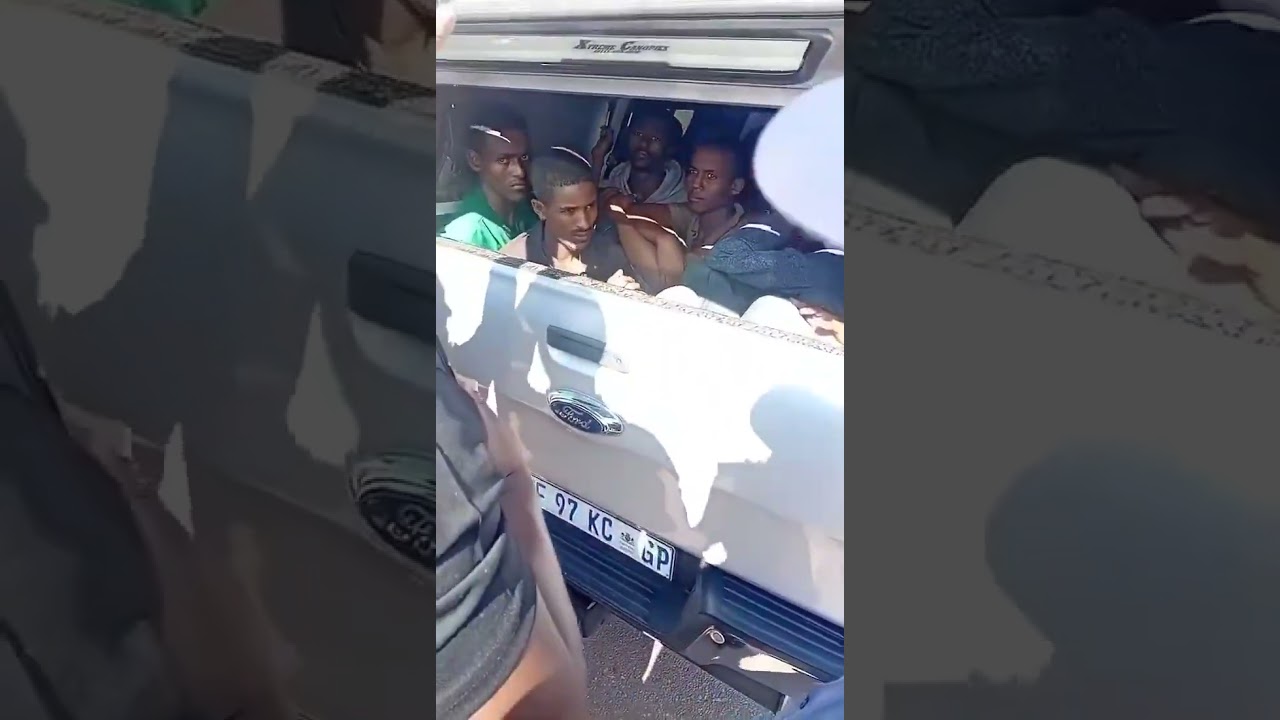 DRIVER ARRESTED WITH 15 UNDOCUMENTED ETHIOPIANS | POLICE INTERCEPT VEHICLE ON R101