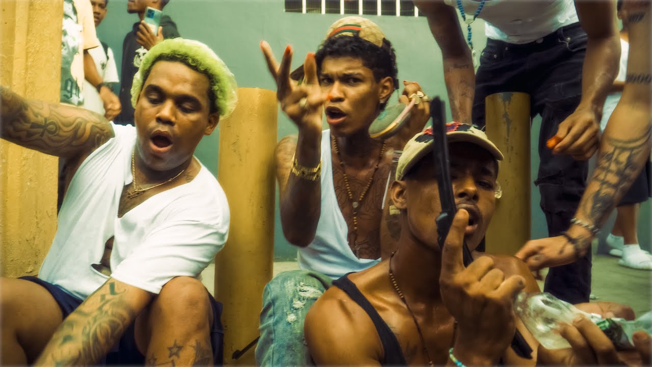 DILON BABY ❌PIOLIN❌CHERRY SCOM - LIMPIANDO VIDRIO