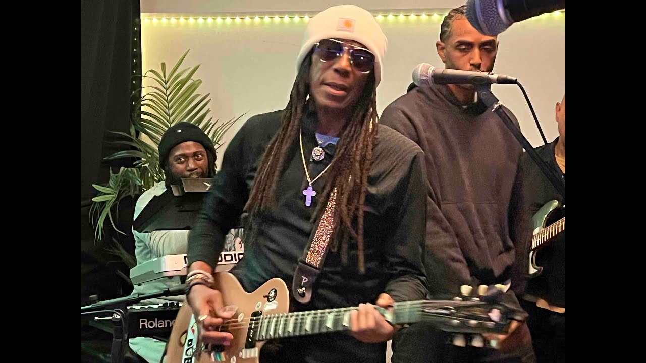Junior Marvin plays guitar solo at CultureMix Centre Reading
